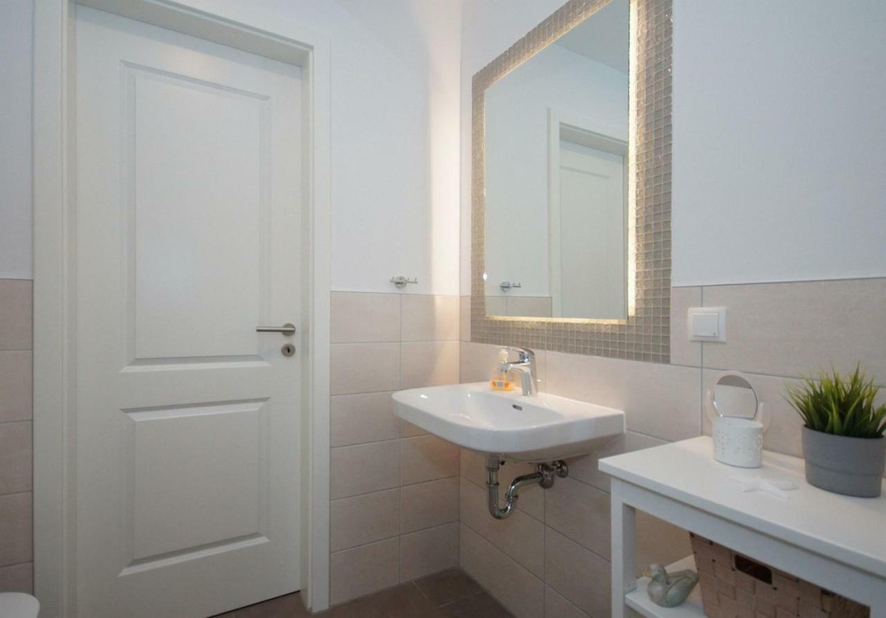 Ferienwohnung Windherz Зеллин Экстерьер фото